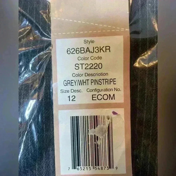 NWT Bag never opened Gray/White Pinstripe pants by Kim Rogers women’s size 12 - Picture 6 of 6